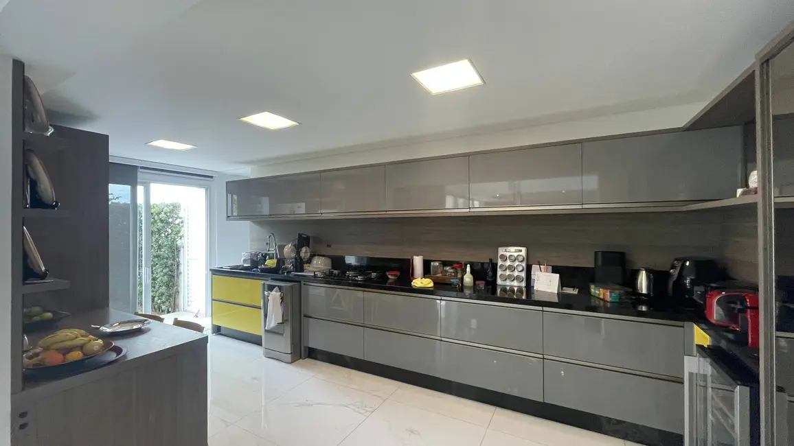 Foto 8 de Apartamento com 4 quartos à venda, 240m2 em Canasvieiras, Florianopolis - SC