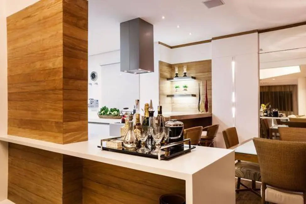 Foto 3 de Casa com 4 quartos à venda e para alugar, 280m2 em Jurerê Internacional, Florianopolis - SC