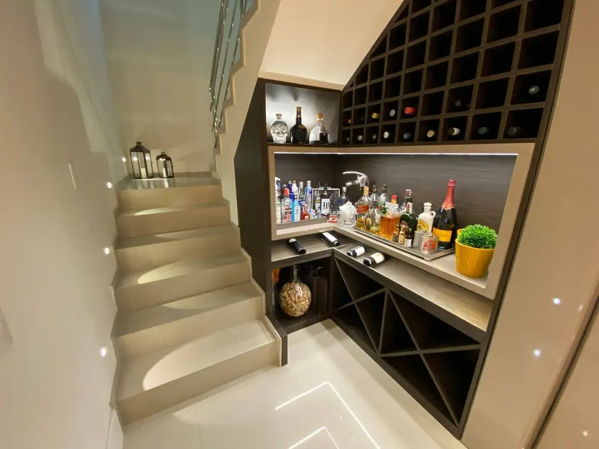 Foto 40 de Casa com 5 quartos para alugar, 280m2 em Jurerê, Florianopolis - SC