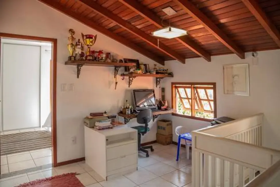 Foto 11 de Casa com 4 quartos para alugar, 280m2 em Jurerê Internacional, Florianopolis - SC