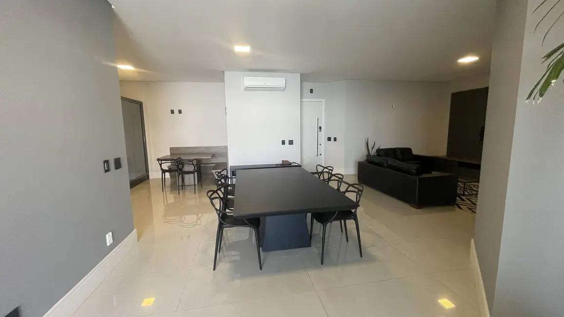 Foto 4 de Apartamento com 3 quartos para alugar, 141m2 em Canasvieiras, Florianopolis - SC