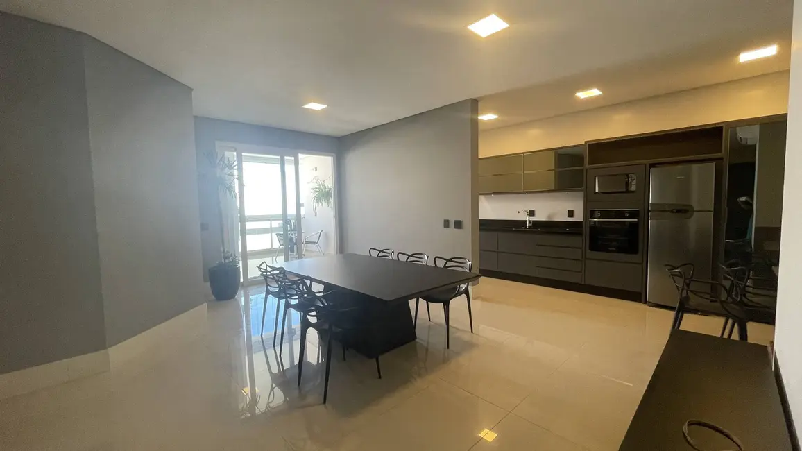 Foto 2 de Apartamento com 3 quartos para alugar, 141m2 em Canasvieiras, Florianopolis - SC