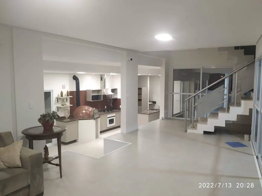 Casa com 4 quartos à venda, 567m2 em João Paulo, Florianopolis - SC - imagem 9 Foto 9 de Casa com 4 quartos à venda, 567m2 em João Paulo, Florianopolis - SC