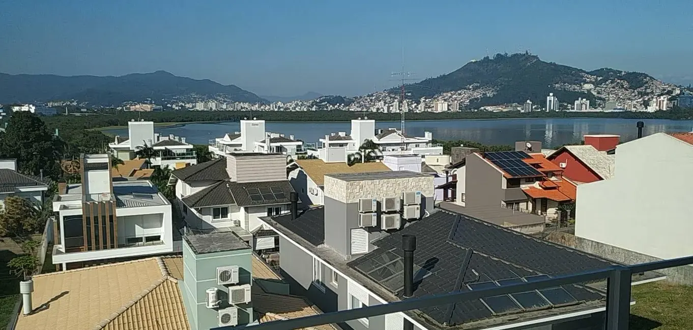 Foto 2 de Casa com 4 quartos à venda, 567m2 em João Paulo, Florianopolis - SC