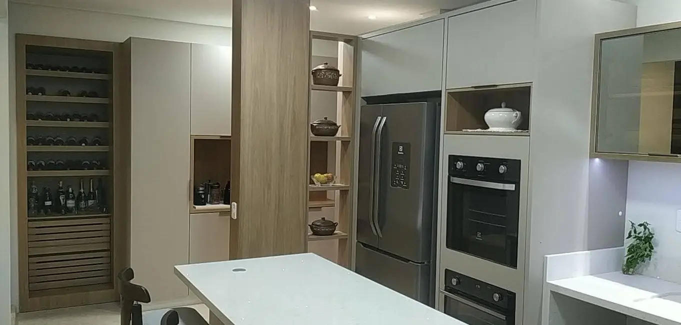 Casa com 4 quartos à venda, 567m2 em João Paulo, Florianopolis - SC - imagem 6 Foto 6 de Casa com 4 quartos à venda, 567m2 em João Paulo, Florianopolis - SC