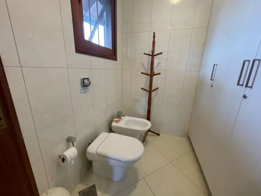 Foto 26 de Casa com 6 quartos para alugar, 320m2 em Jurerê, Florianopolis - SC