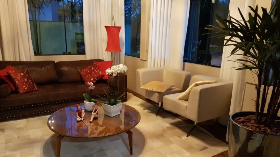 Foto 2 de Casa com 5 quartos para alugar, 400m2 em Jurerê Internacional, Florianopolis - SC