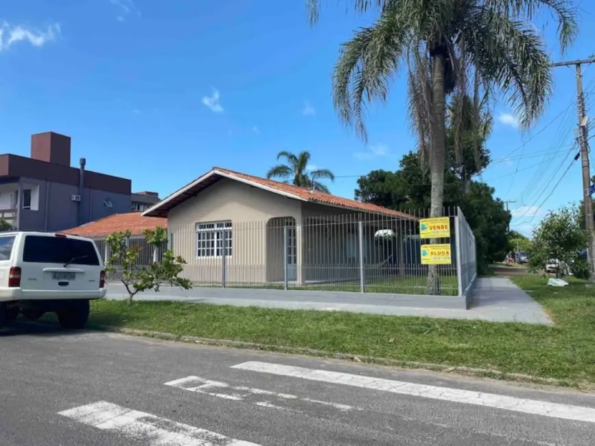 Casa com 4 quartos à venda, 280m2 em Daniela, Florianopolis - SC - imagem 1 Foto 1 de Casa com 4 quartos à venda, 280m2 em Daniela, Florianopolis - SC