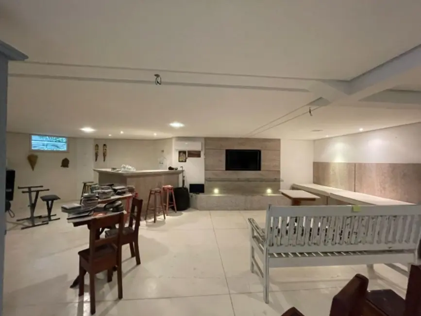 Foto 45 de Casa com 4 quartos para alugar, 400m2 em Jurerê, Florianopolis - SC
