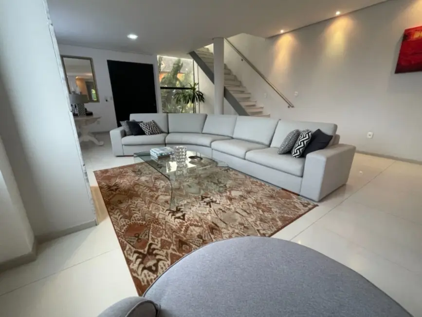 Casa com 4 quartos à venda, 510m2 em Jurerê, Florianopolis - SC - imagem 5 Foto 5 de Casa com 4 quartos à venda, 510m2 em Jurerê, Florianopolis - SC
