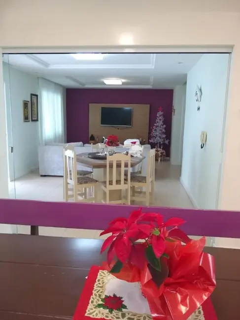 Foto 9 de Casa com 5 quartos à venda, 185m2 em Canasvieiras, Florianopolis - SC