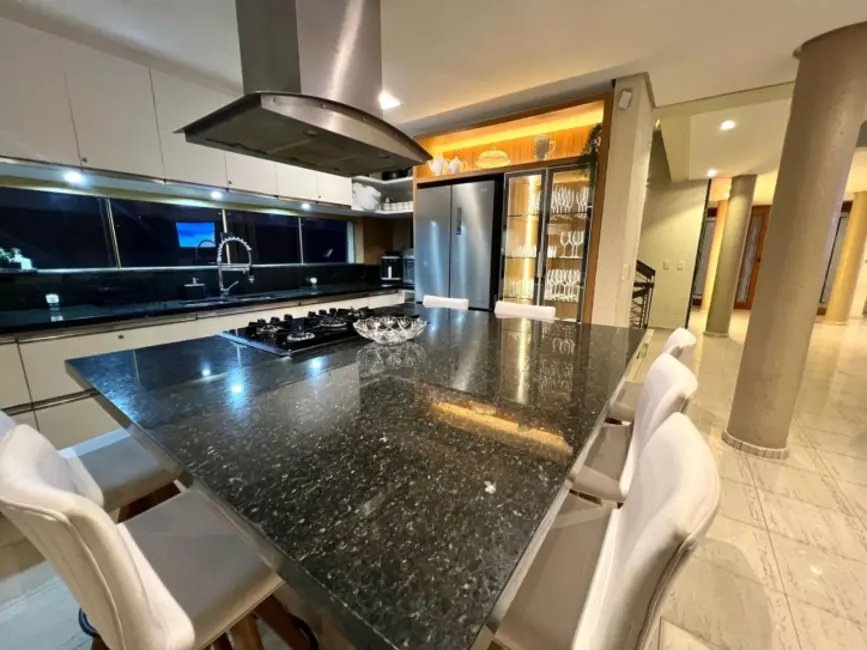 Foto 3 de Casa com 9 quartos para alugar, 320m2 em Jurerê Internacional, Florianopolis - SC