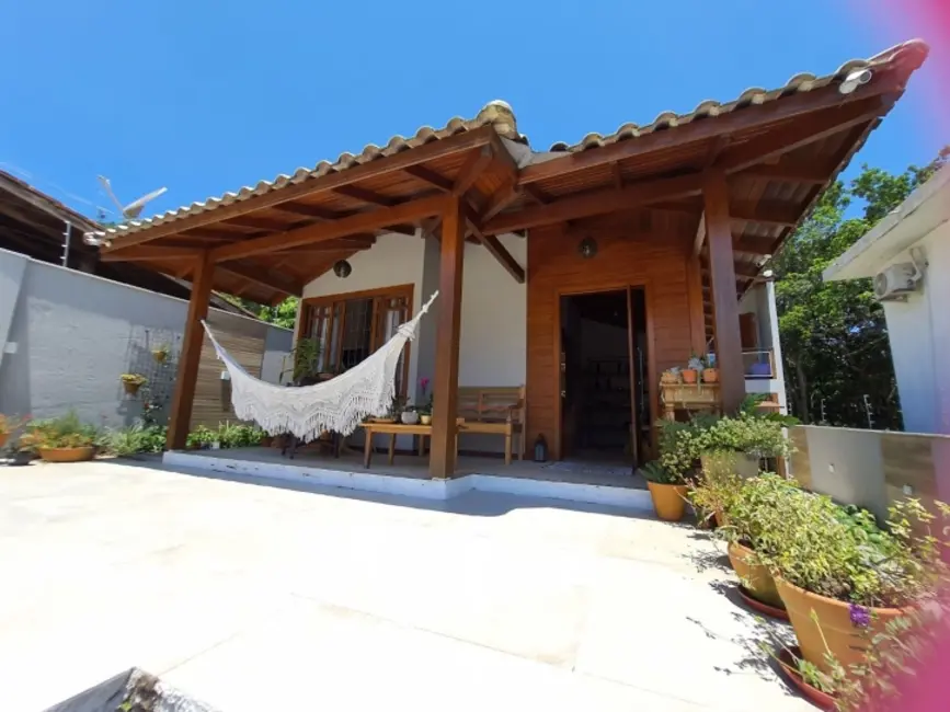 Casa com 3 quartos à venda, 210m2 em Vargem Grande, Florianopolis - SC - imagem 3 Foto 3 de Casa com 3 quartos à venda, 210m2 em Vargem Grande, Florianopolis - SC