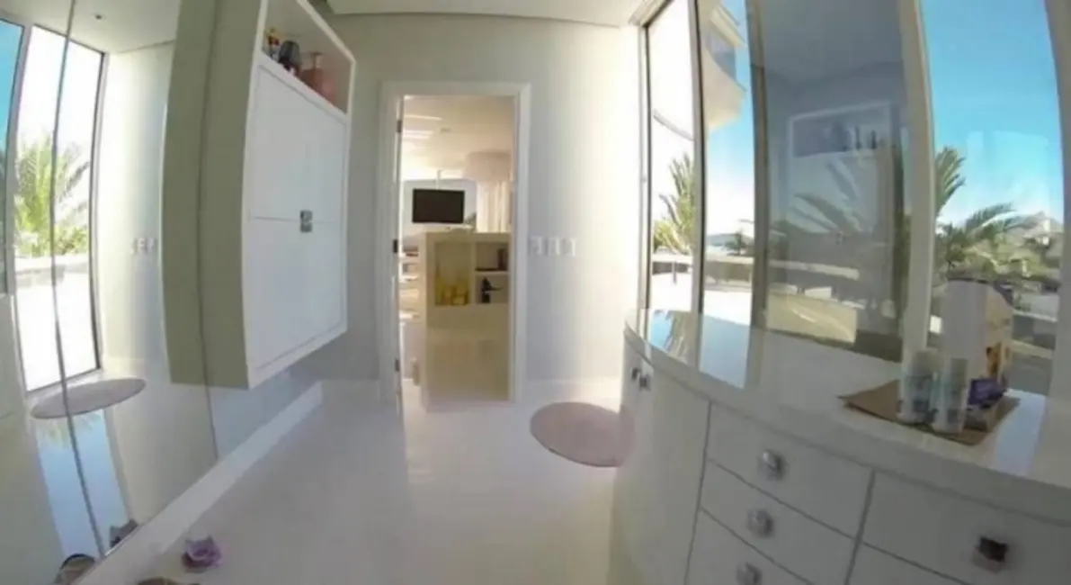 Foto 6 de Casa com 5 quartos à venda, 1600m2 em Jurerê Internacional, Florianopolis - SC