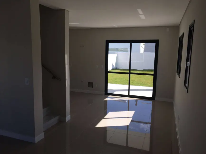 Foto 9 de Casa com 3 quartos à venda, 130m2 em Cachoeira do Bom Jesus, Florianopolis - SC