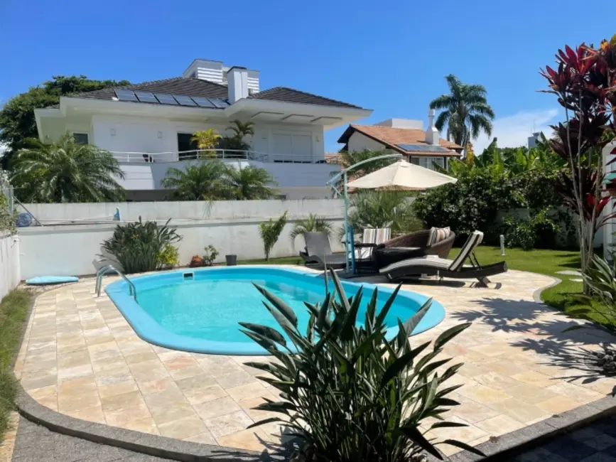 Foto 2 de Casa com 5 quartos para alugar, 280m2 em Jurerê Internacional, Florianopolis - SC