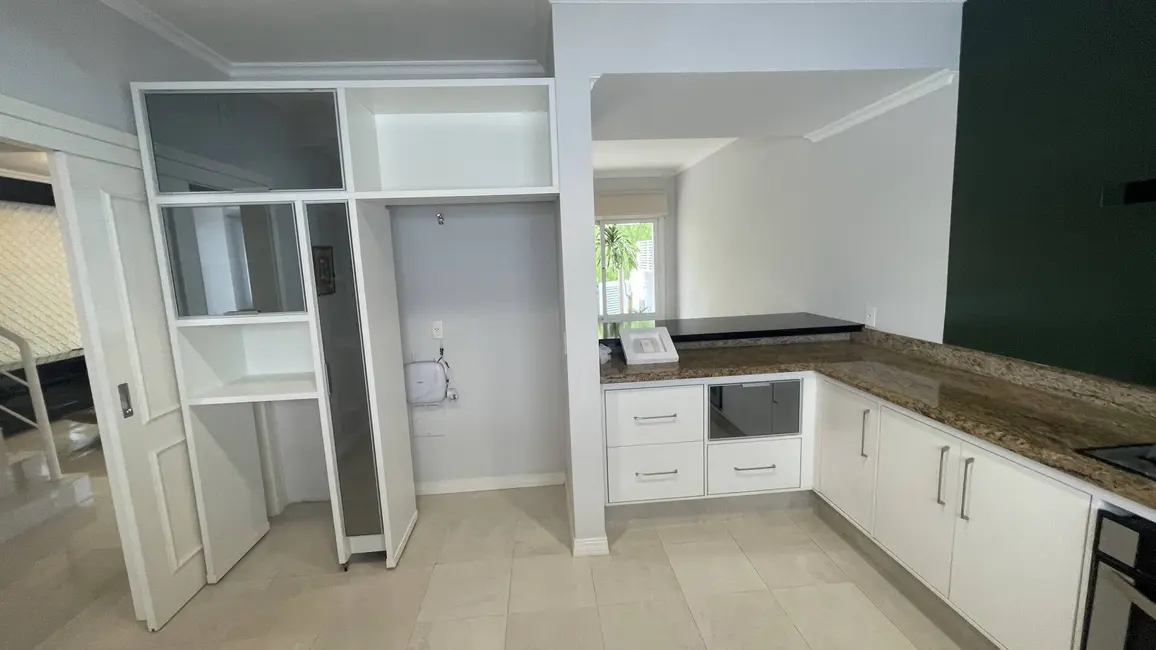 Foto 9 de Casa com 3 quartos à venda, 220m2 em Jurerê, Florianopolis - SC