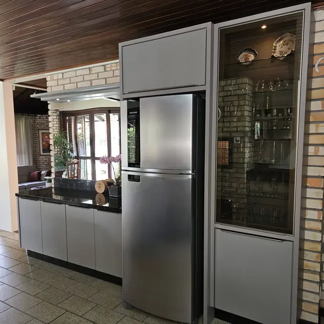 Casa com 4 quartos para alugar, 280m2 em Jurerê Internacional, Florianopolis - SC - imagem 4 Foto 4 de Casa com 4 quartos para alugar, 280m2 em Jurerê Internacional, Florianopolis - SC