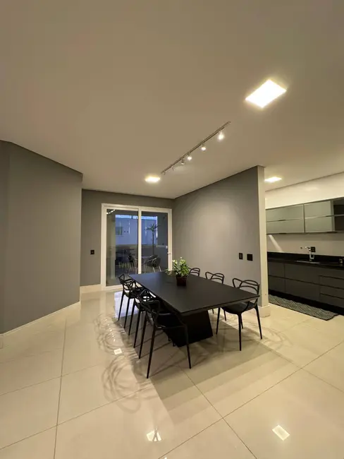 Foto 1 de Apartamento com 3 quartos à venda, 141m2 em Canasvieiras, Florianopolis - SC
