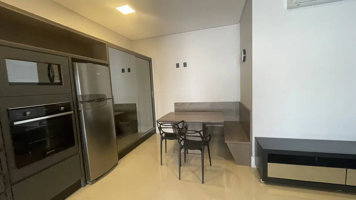 Foto 7 de Apartamento com 3 quartos para alugar, 141m2 em Canasvieiras, Florianopolis - SC