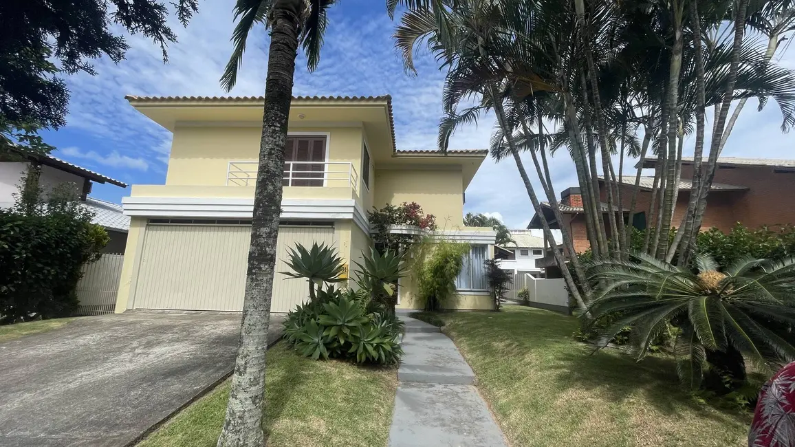 Casa com 4 quartos para alugar, 290m2 em Jurerê Internacional, Florianopolis - SC - imagem 1 Foto 1 de Casa com 4 quartos para alugar, 290m2 em Jurerê Internacional, Florianopolis - SC