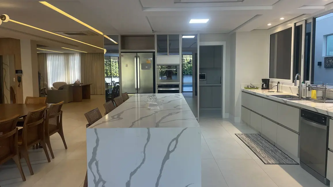 Foto 6 de Casa com 5 quartos à venda, 536m2 em Jurerê, Florianopolis - SC