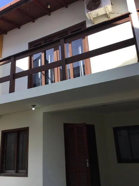 Foto 1 de Casa com 2 quartos à venda, 85m2 em Ingleses do Rio Vermelho, Florianopolis - SC