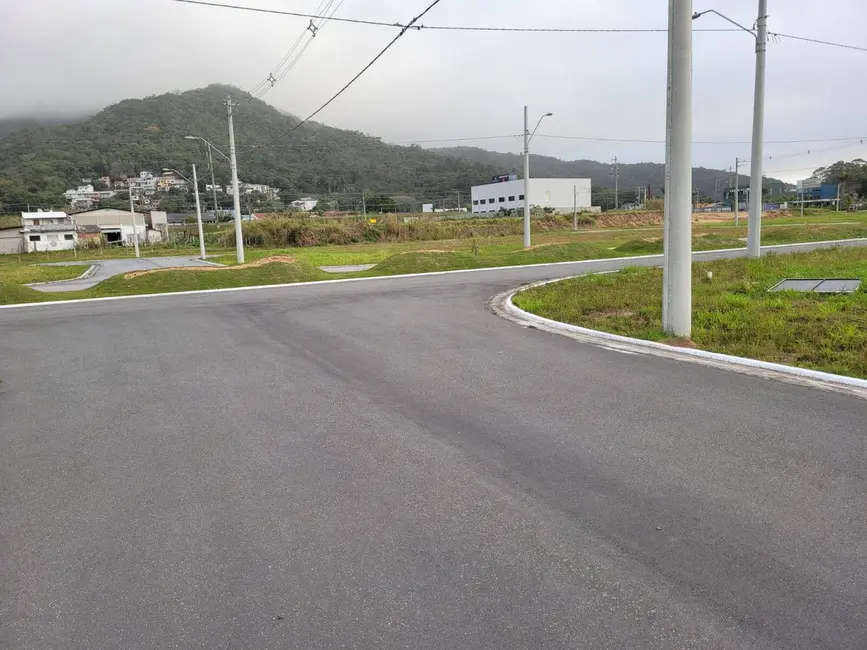 Terreno / Lote à venda, 450m2 em Vargem Grande, Florianopolis - SC - imagem 6 Foto 6 de Terreno / Lote à venda, 450m2 em Vargem Grande, Florianopolis - SC