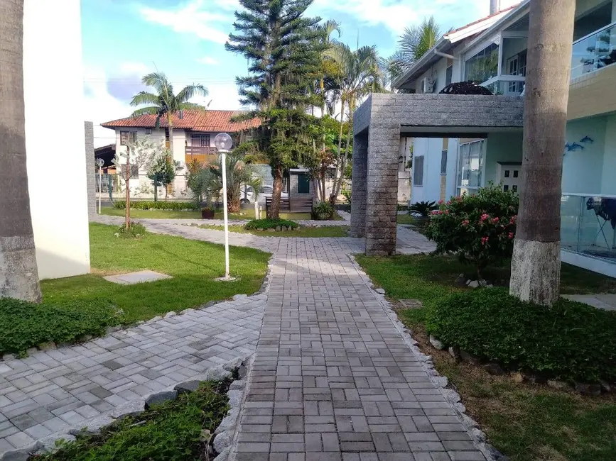 Foto 2 de Apartamento com 3 quartos à venda, 70m2 em Canasvieiras, Florianopolis - SC