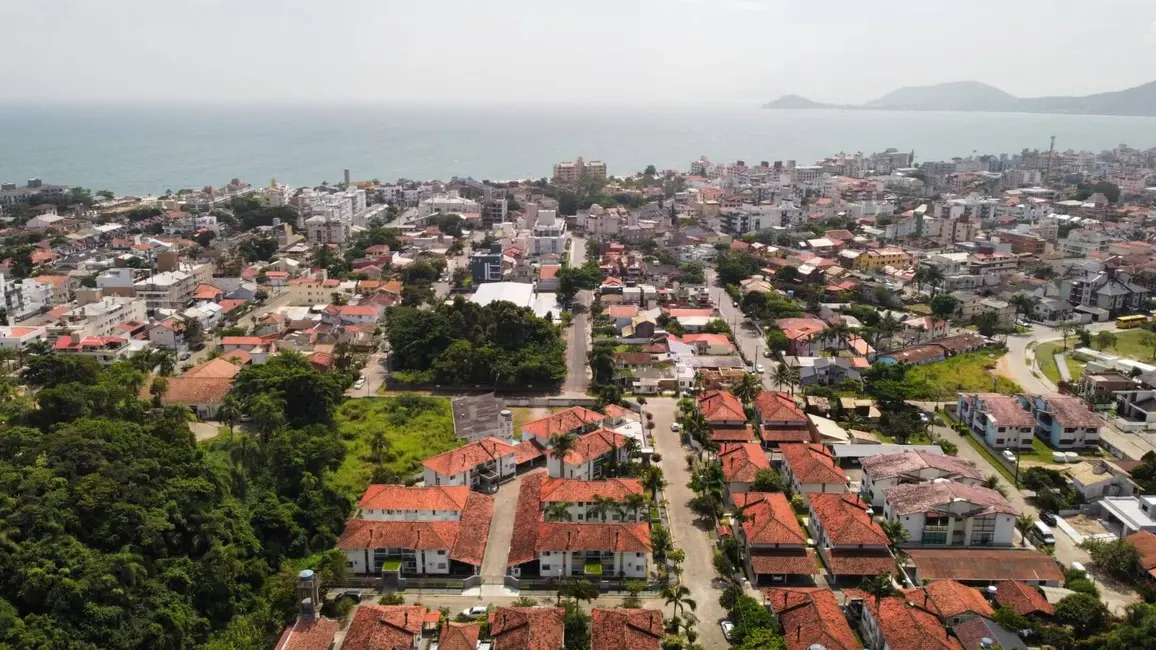 Foto 6 de Apartamento com 3 quartos à venda, 70m2 em Canasvieiras, Florianopolis - SC