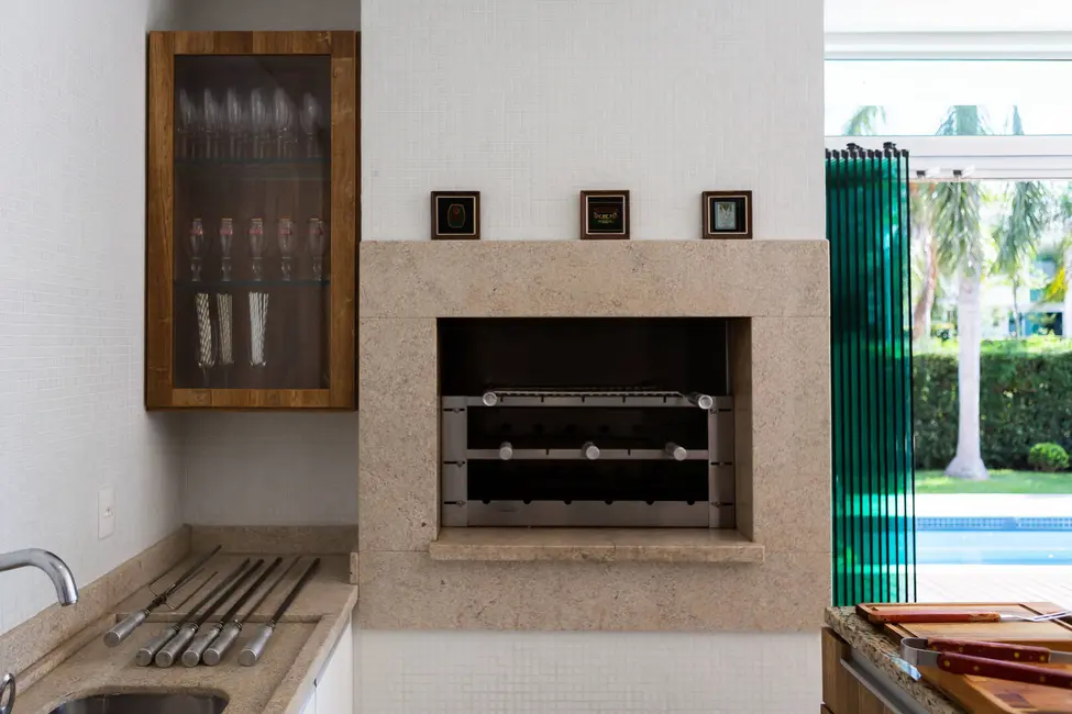 Casa com 5 quartos para alugar, 529m2 em Jurerê Internacional, Florianopolis - SC - imagem 6 Foto 6 de Casa com 5 quartos para alugar, 529m2 em Jurerê Internacional, Florianopolis - SC