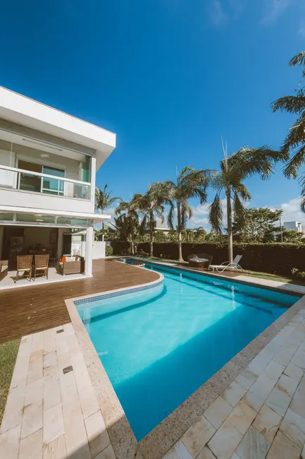 Casa com 5 quartos para alugar, 529m2 em Jurerê Internacional, Florianopolis - SC - imagem 2 Foto 2 de Casa com 5 quartos para alugar, 529m2 em Jurerê Internacional, Florianopolis - SC