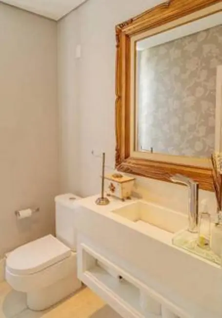 Casa com 6 quartos à venda e para alugar, 1111m2 em Jurerê Internacional, Florianopolis - SC - imagem 3 Foto 3 de Casa com 6 quartos à venda e para alugar, 1111m2 em Jurerê Internacional, Florianopolis - SC