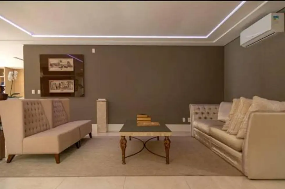 Casa com 6 quartos à venda e para alugar, 1111m2 em Jurerê Internacional, Florianopolis - SC - imagem 7 Foto 7 de Casa com 6 quartos à venda e para alugar, 1111m2 em Jurerê Internacional, Florianopolis - SC