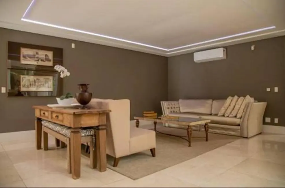 Casa com 6 quartos à venda e para alugar, 1111m2 em Jurerê Internacional, Florianopolis - SC - imagem 9 Foto 9 de Casa com 6 quartos à venda e para alugar, 1111m2 em Jurerê Internacional, Florianopolis - SC