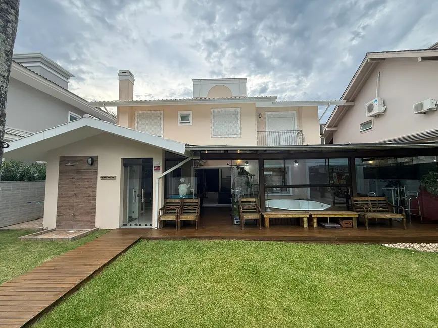 Casa com 4 quartos à venda, 250m2 em Jurerê Internacional, Florianopolis - SC - imagem 1 Foto 1 de Casa com 4 quartos à venda, 250m2 em Jurerê Internacional, Florianopolis - SC