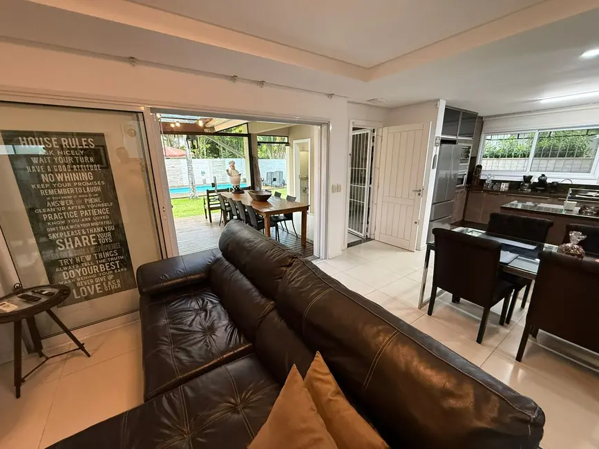 Casa com 4 quartos à venda, 250m2 em Jurerê Internacional, Florianopolis - SC - imagem 4 Foto 4 de Casa com 4 quartos à venda, 250m2 em Jurerê Internacional, Florianopolis - SC