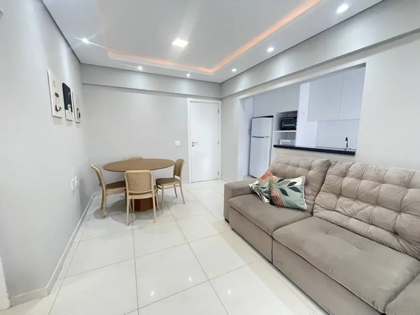 Foto 4 de Apartamento com 2 quartos para alugar, 60m2 em Canasvieiras, Florianopolis - SC