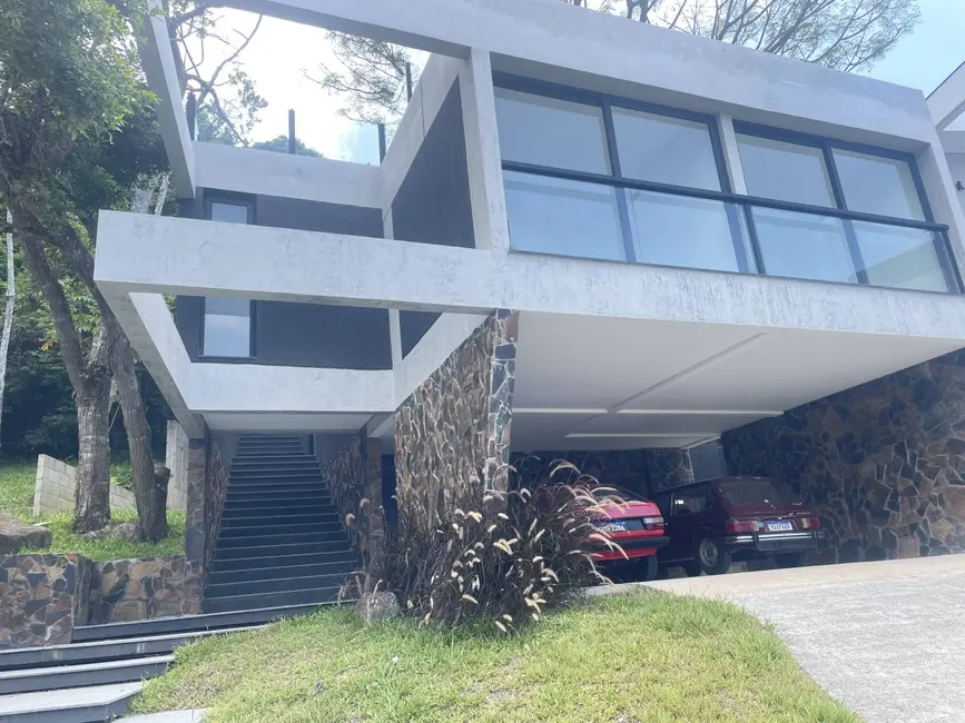 Foto 1 de Casa de Condomínio com 3 quartos à venda, 363m2 em Canasvieiras, Florianopolis - SC