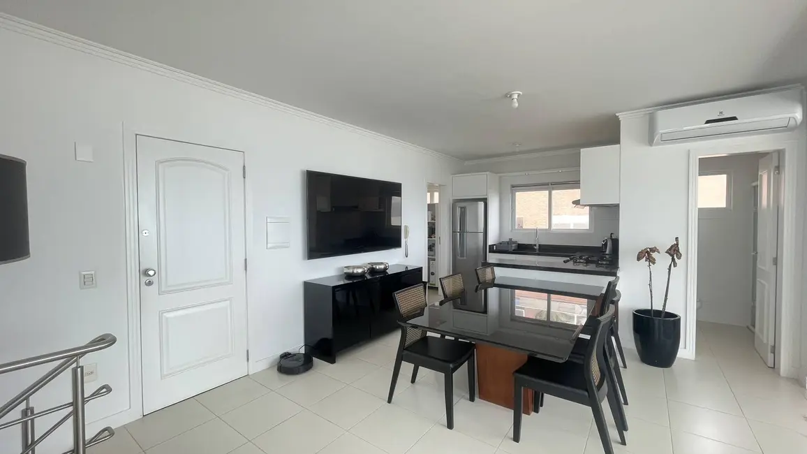 Foto 2 de Cobertura com 3 quartos à venda, 170m2 em Canasvieiras, Florianopolis - SC