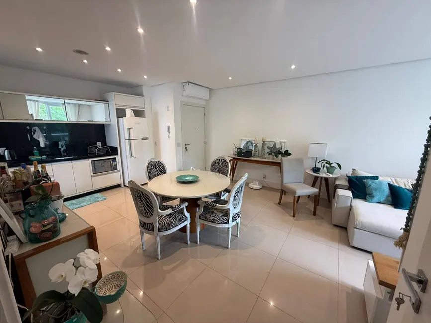 Apartamento com 3 quartos para alugar, 90m2 em Jurerê, Florianopolis - SC - imagem 7 Foto 7 de Apartamento com 3 quartos para alugar, 90m2 em Jurerê, Florianopolis - SC