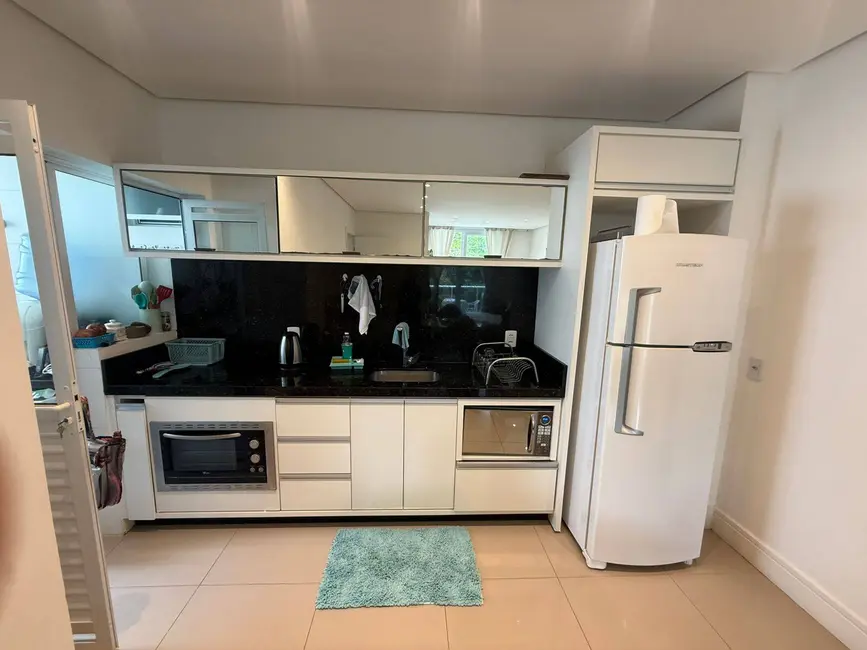 Apartamento com 3 quartos para alugar, 90m2 em Jurerê, Florianopolis - SC - imagem 8 Foto 8 de Apartamento com 3 quartos para alugar, 90m2 em Jurerê, Florianopolis - SC