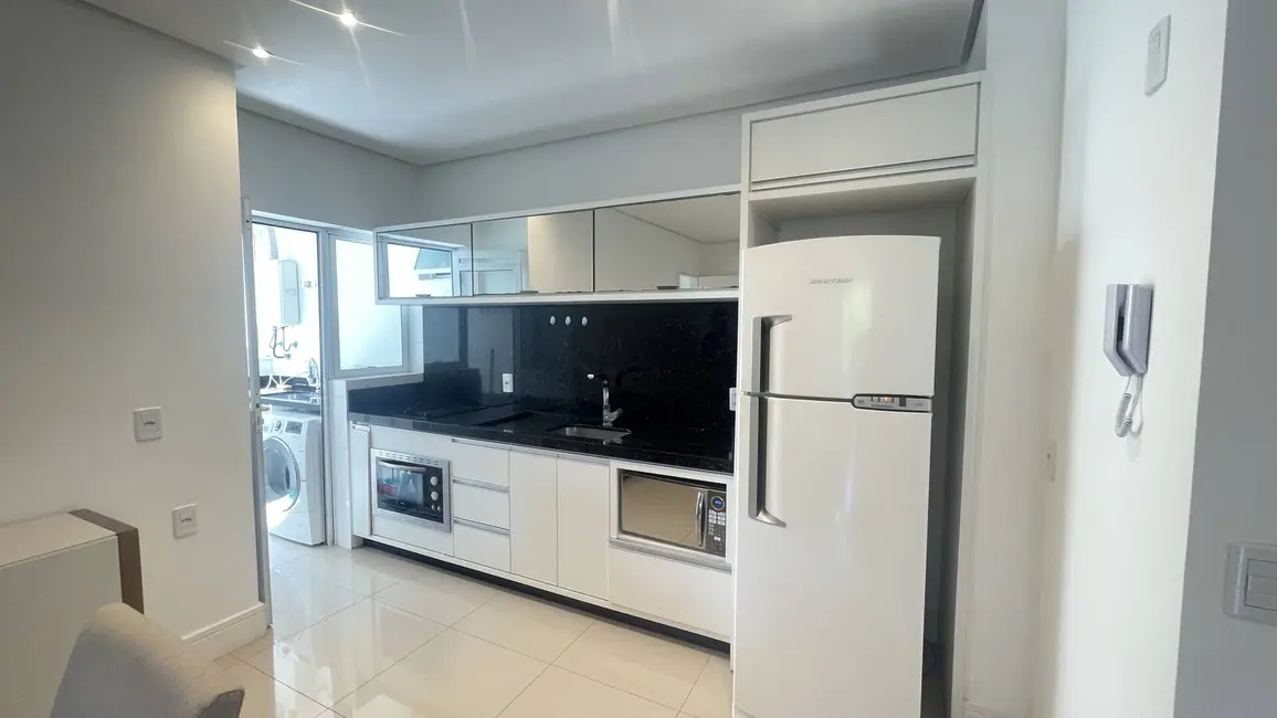 Foto 7 de Apartamento com 3 quartos para alugar, 90m2 em Jurerê, Florianopolis - SC