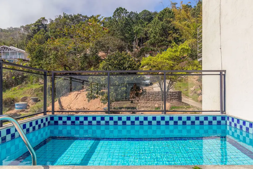 Apartamento com 3 quartos para alugar, 280m2 em Canasvieiras, Florianopolis - SC - imagem 3 Foto 3 de Apartamento com 3 quartos para alugar, 280m2 em Canasvieiras, Florianopolis - SC