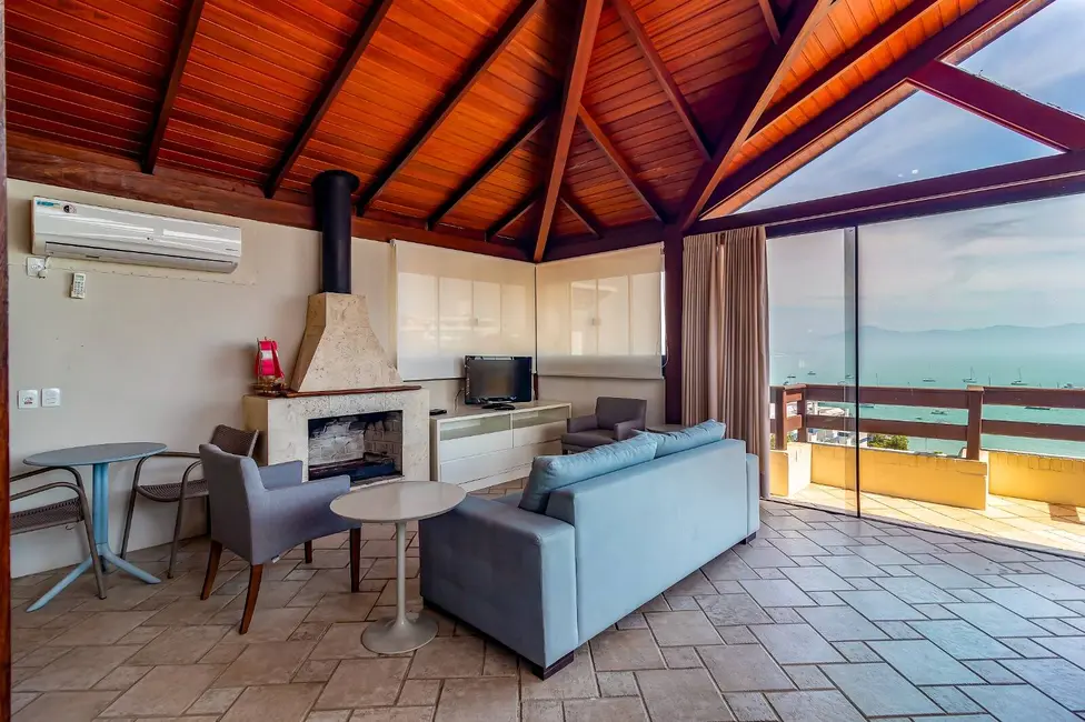 Apartamento com 3 quartos para alugar, 280m2 em Canasvieiras, Florianopolis - SC - imagem 4 Foto 4 de Apartamento com 3 quartos para alugar, 280m2 em Canasvieiras, Florianopolis - SC