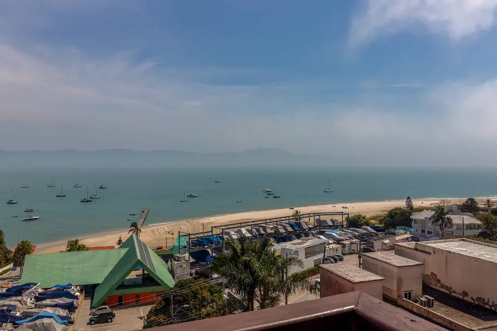 Apartamento com 3 quartos para alugar, 280m2 em Canasvieiras, Florianopolis - SC - imagem 2 Foto 2 de Apartamento com 3 quartos para alugar, 280m2 em Canasvieiras, Florianopolis - SC