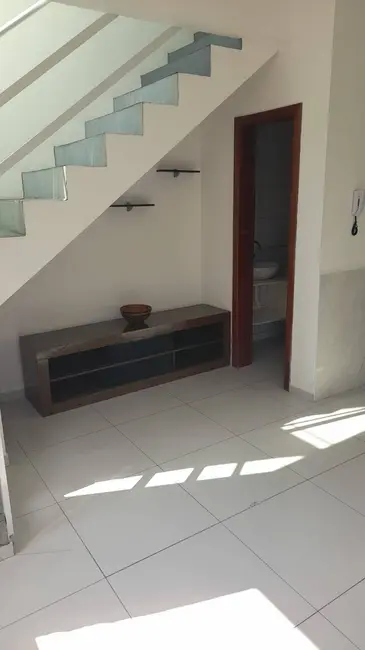 Foto 3 de Casa com 2 quartos para alugar, 75m2 em Canasvieiras, Florianopolis - SC