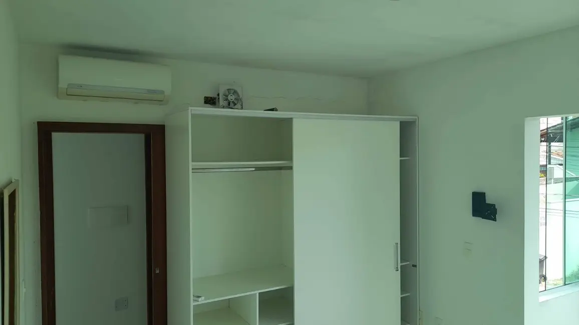 Foto 6 de Casa com 2 quartos para alugar, 75m2 em Canasvieiras, Florianopolis - SC