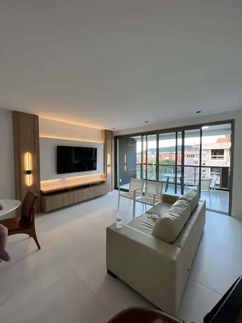 Foto 7 de Apartamento com 3 quartos para alugar, 160m2 em Jurerê, Florianopolis - SC