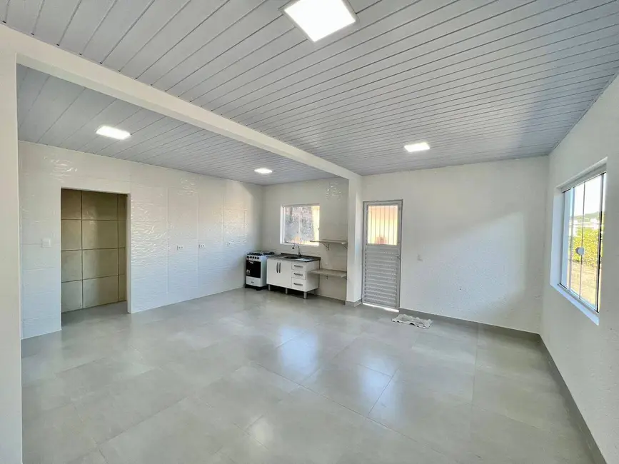 Casa com 3 quartos para alugar, 80m2 em Jurerê, Florianopolis - SC - imagem 3 Foto 3 de Casa com 3 quartos para alugar, 80m2 em Jurerê, Florianopolis - SC
